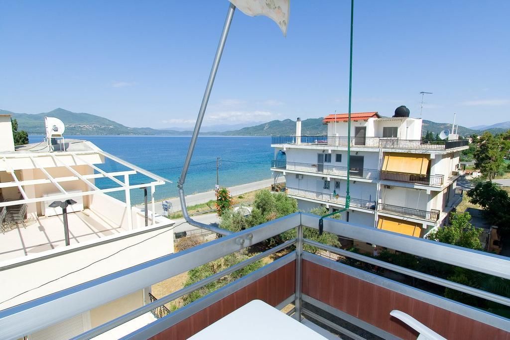 Valkaniotis Apartments 卢特拉艾季普苏 外观 照片