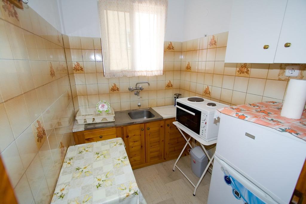 Valkaniotis Apartments 卢特拉艾季普苏 外观 照片