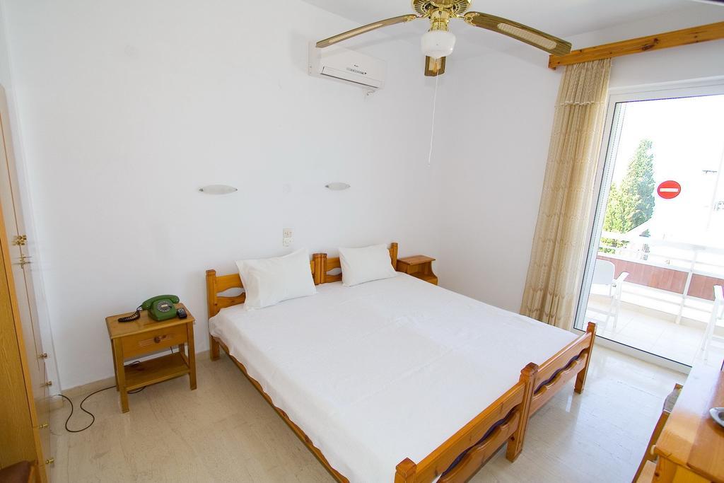 Valkaniotis Apartments 卢特拉艾季普苏 外观 照片