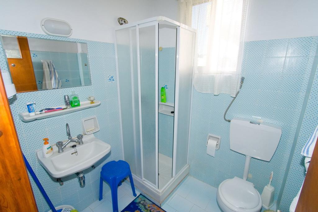Valkaniotis Apartments 卢特拉艾季普苏 外观 照片